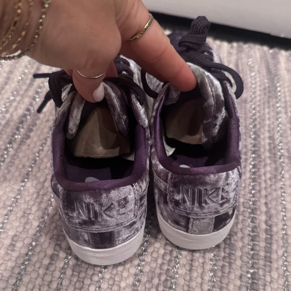 🆕 Nike Blazer Low LX (Dark Raisin) SZ 6 - Picture 13 of 14